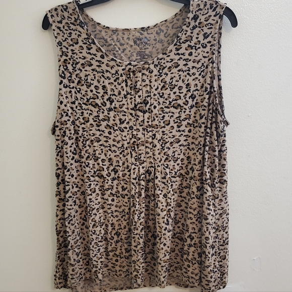 croft & barrow Tops - Cheetah print blouse